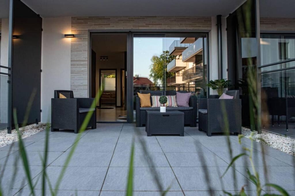 Apartament Twierdza Z Widokiem Na Jezioro Ostróda Esterno foto